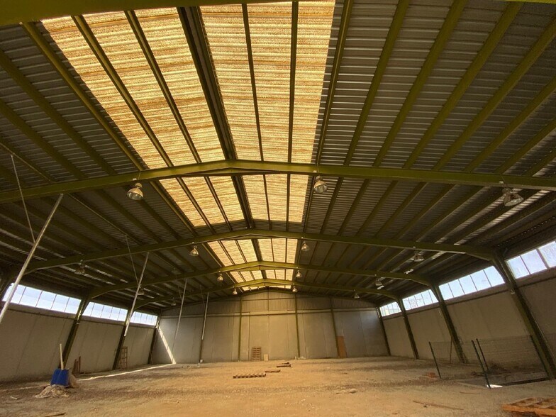Industrial in Jumilla for sale - Interior Photo - Image 2 of 8