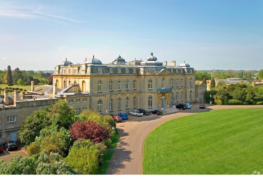 Park Ave, Silsoe for sale - Building Photo - Image 1 of 1