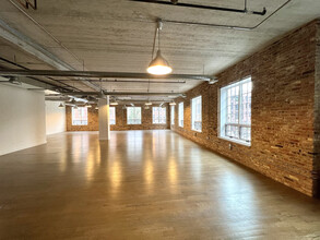 1020 W Madison St, Chicago, IL for rent Interior Photo- Image 2 of 8