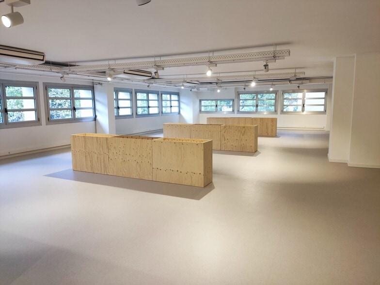 Office in Esplugues de Llobregat, Barcelona to rent - Interior Photo - Image 1 of 1