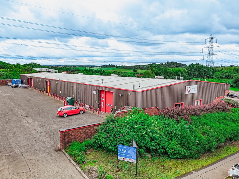 129-131 Deerdykes Vw, Cumbernauld to rent - Building Photo - Image 2 of 2