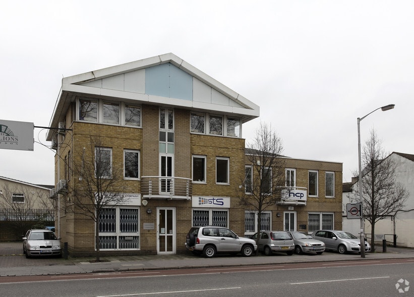 37-39 Brighton Rd, South Croydon to rent - Primary Photo - Image 1 of 2