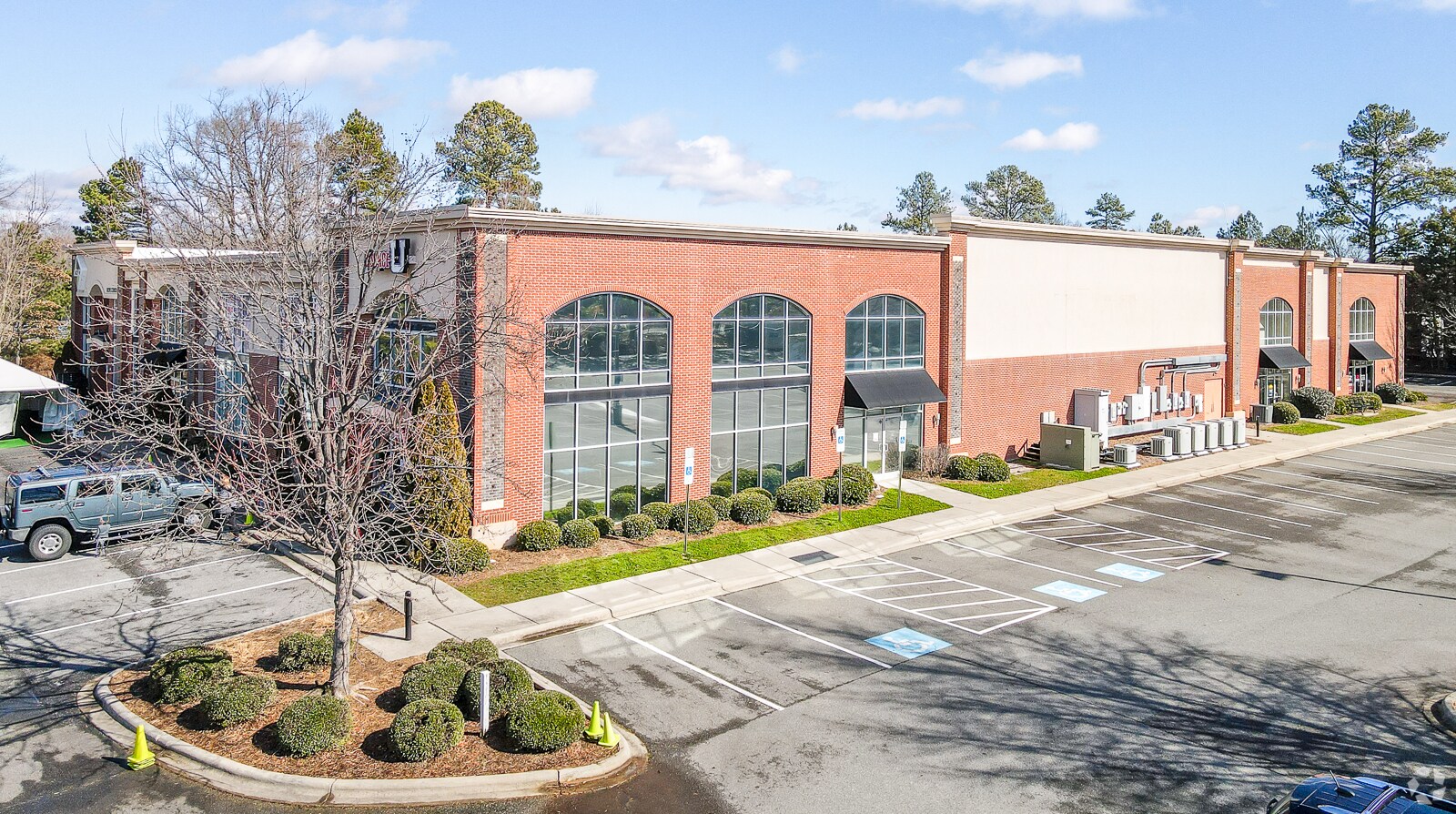 10624 Metromont Pky, Charlotte, NC for sale Primary Photo- Image 1 of 1