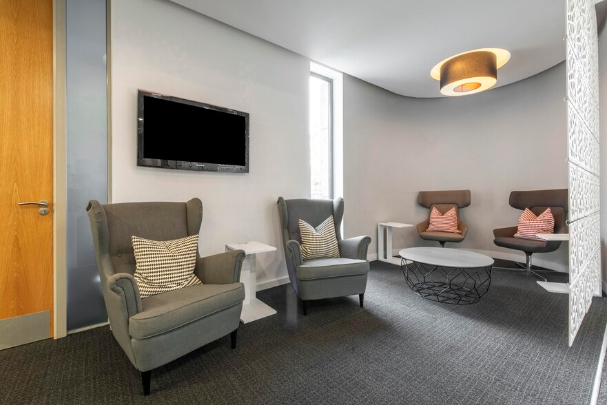 Robert Robinson Ave, Oxford to rent - Interior Photo - Image 3 of 10