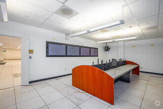 15 Corporate Pl S, Piscataway, NJ for rent Interior Photo- Image 2 of 7