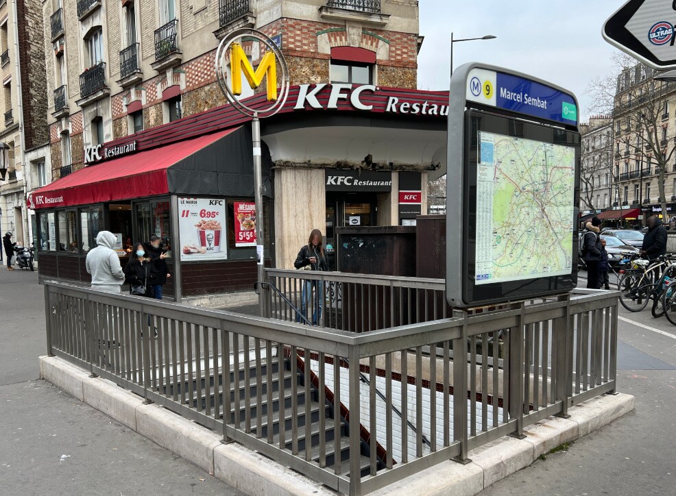 Retail in Boulogne-Billancourt to rent Building Photo- Image 1 of 4