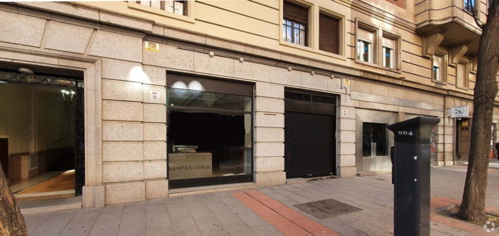 Calle O'Donnell, 44, Madrid, MAD 28009 - Unit Puerta DR -  - Interior Photo - Image 1 of 25