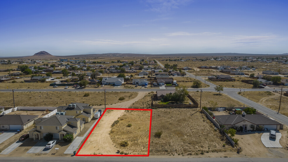 9232 Holly Ave, California City, CA for sale - Building Photo - Image 2 of 7