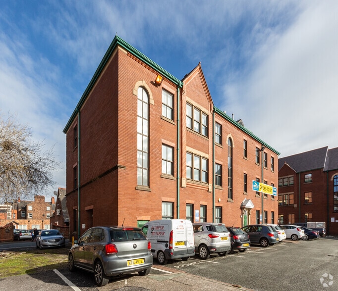 30 Museum St, Warrington to rent - Building Photo - Image 3 of 3