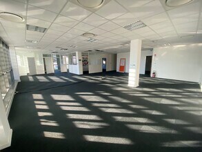 Office in Marseille to rent Interior Photo- Image 1 of 6