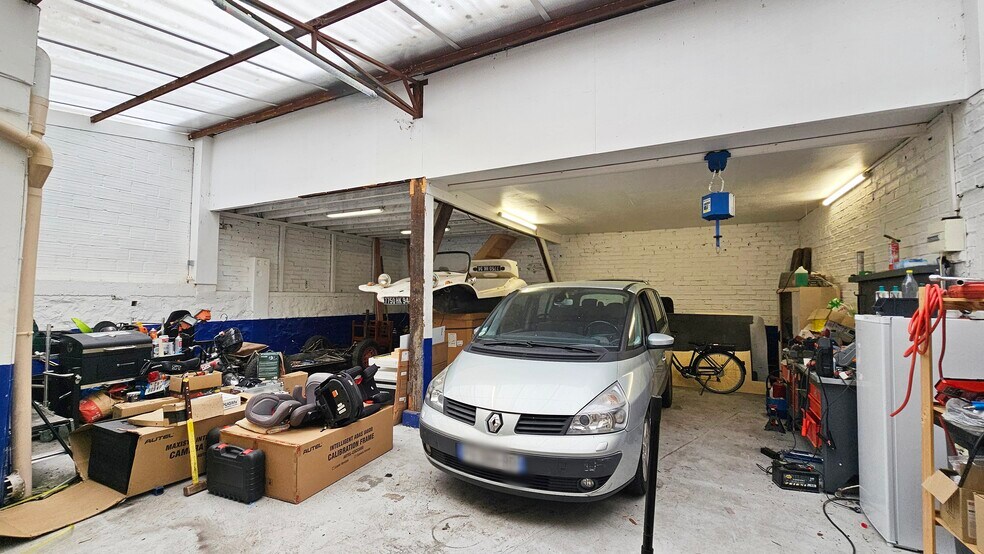 Light Industrial in Saint-Maur-des-Fossés to rent - Building Photo - Image 3 of 17