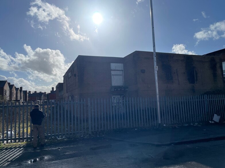 Willows Rd, Salford for sale - Building Photo - Image 2 of 3