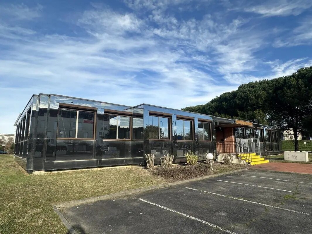 221 Rue Jean Rostand, Labège to rent Building Photo- Image 1 of 11