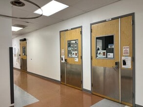 319 N Bernardo Ave, Mountain View, CA to rent Interior Photo- Image 2 of 6