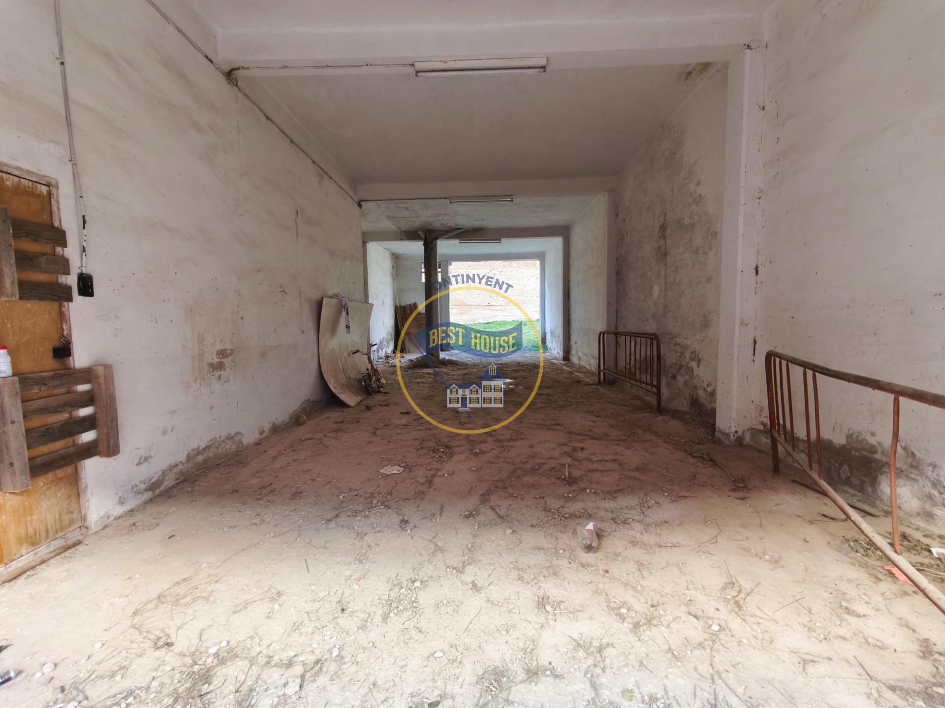 Retail in Ontinyent, Valencia for sale Primary Photo- Image 1 of 8