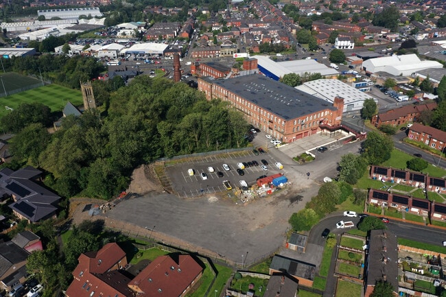 More details for Chapel Rd, Oldham - Co-working to Rent