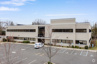 Office in Neptune, NJ for sale Primary Photo- Image 1 of 1