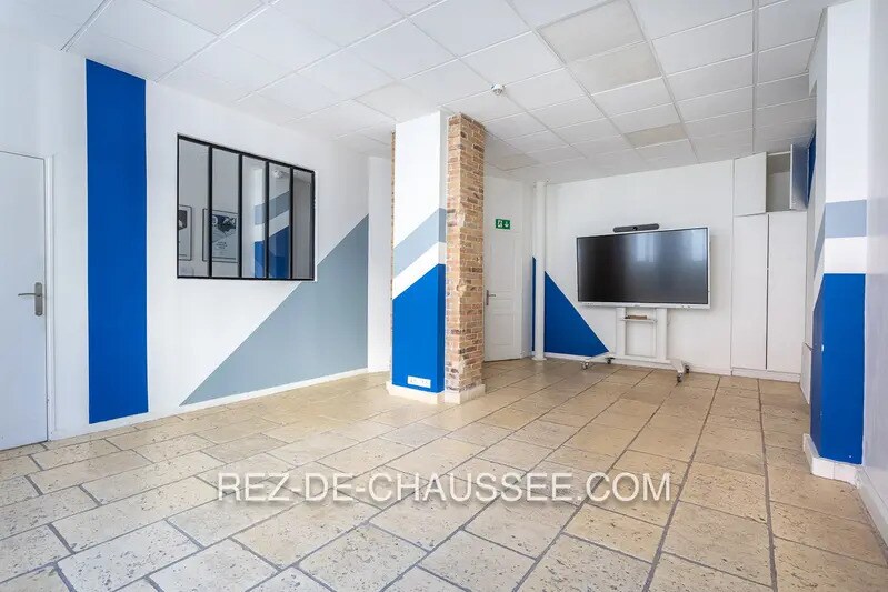 Retail in Paris for sale - Interior Photo - Image 3 of 8