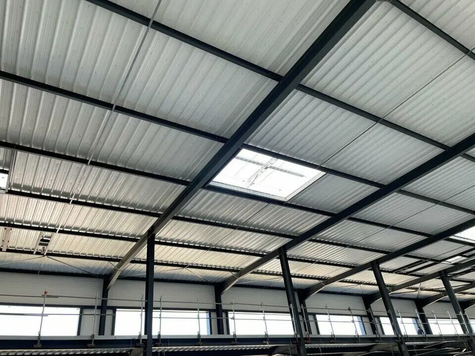 Office in Vaulx-en-Velin to rent Building Photo- Image 1 of 7