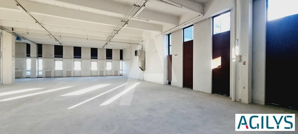 32 Rue De Montlhéry, Rungis to rent - Interior Photo - Image 3 of 12