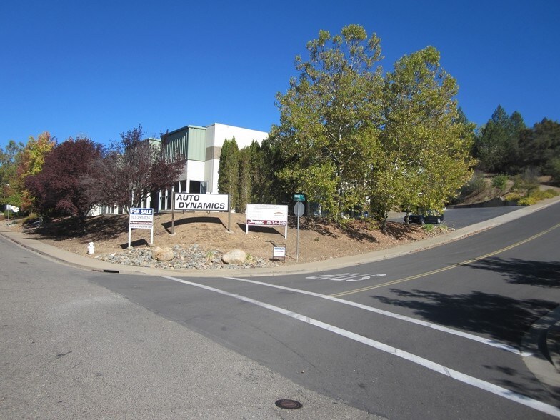 200 Scottsville Dr, Jackson 95642 UK