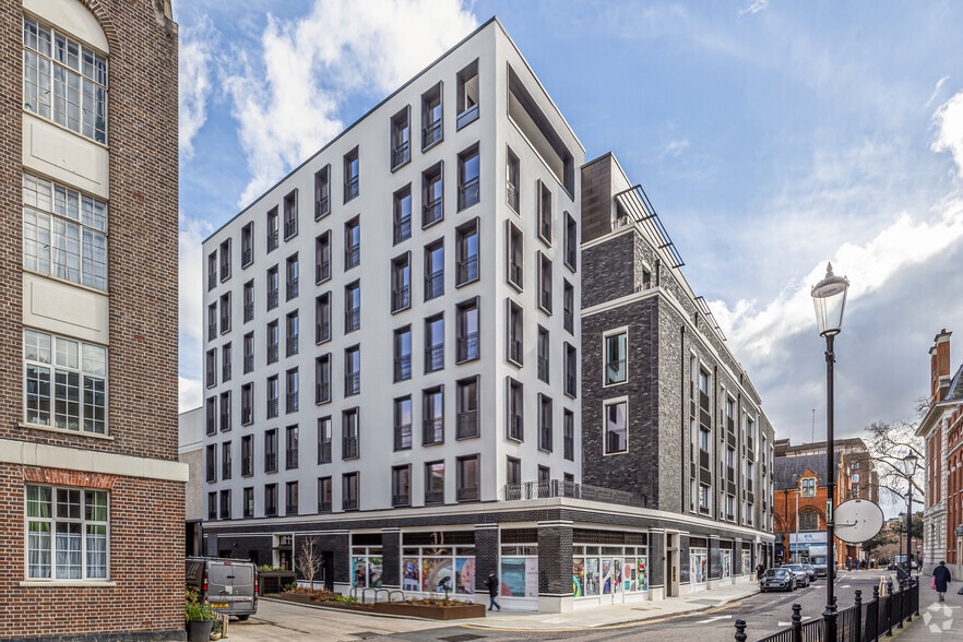 196-222 Kings Rd, London to rent - Building Photo - Image 2 of 11