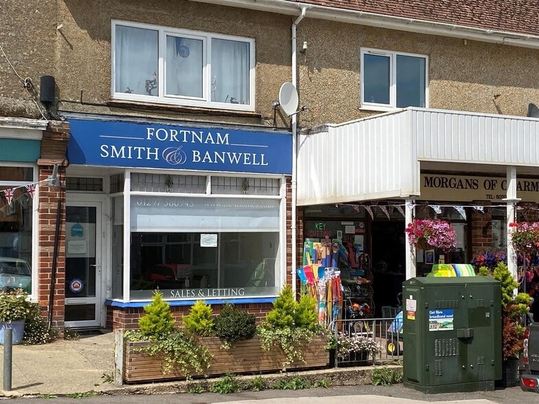 The St, Charmouth to rent - Building Photo - Image 1 of 4