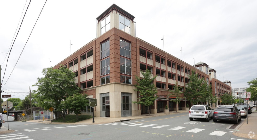 200-318 E Water St, Charlottesville, VA for sale - Building Photo - Image 1 of 4
