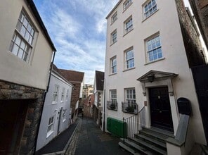 8 Berthelot St, Guernsey to rent Building Photo- Image 1 of 4