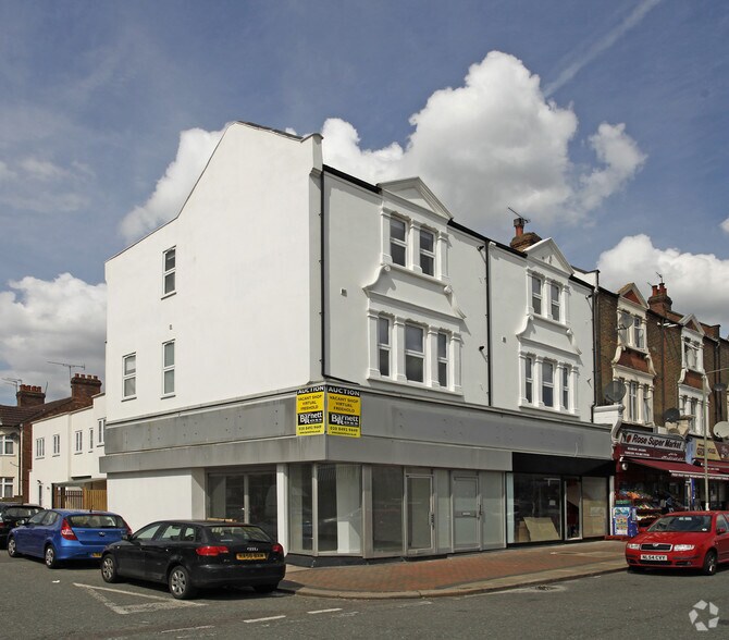 421 High Rd, London for sale - Primary Photo - Image 1 of 1