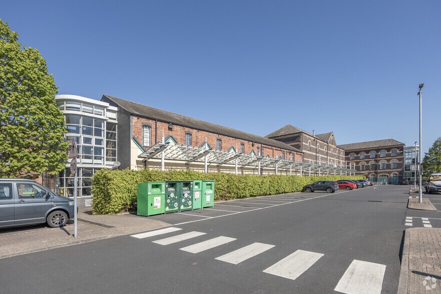 Green St, Kidderminster to rent - Primary Photo - Image 2 of 4