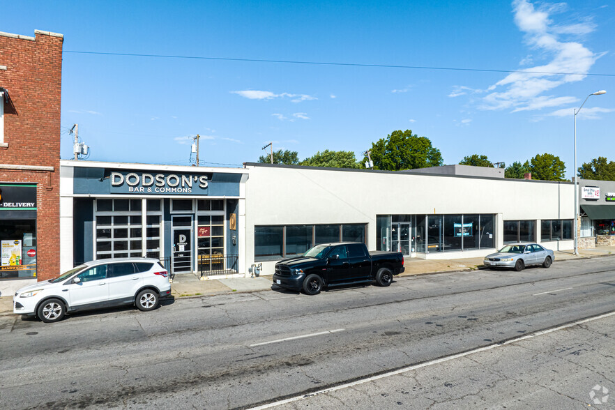 7428-7434 Wornall Rd, Kansas City, MO for sale - Building Photo - Image 1 of 18