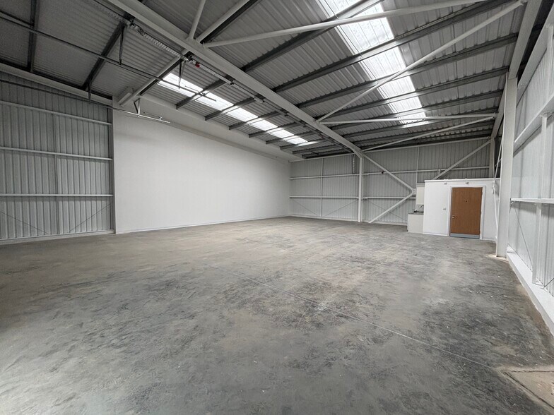 Hutton Ct, Consett to rent - Building Photo - Image 3 of 5