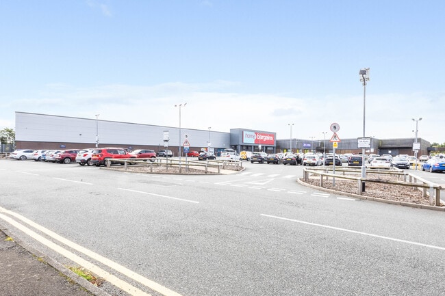 More details for Clifford Rd, Stanley - Retail to Rent