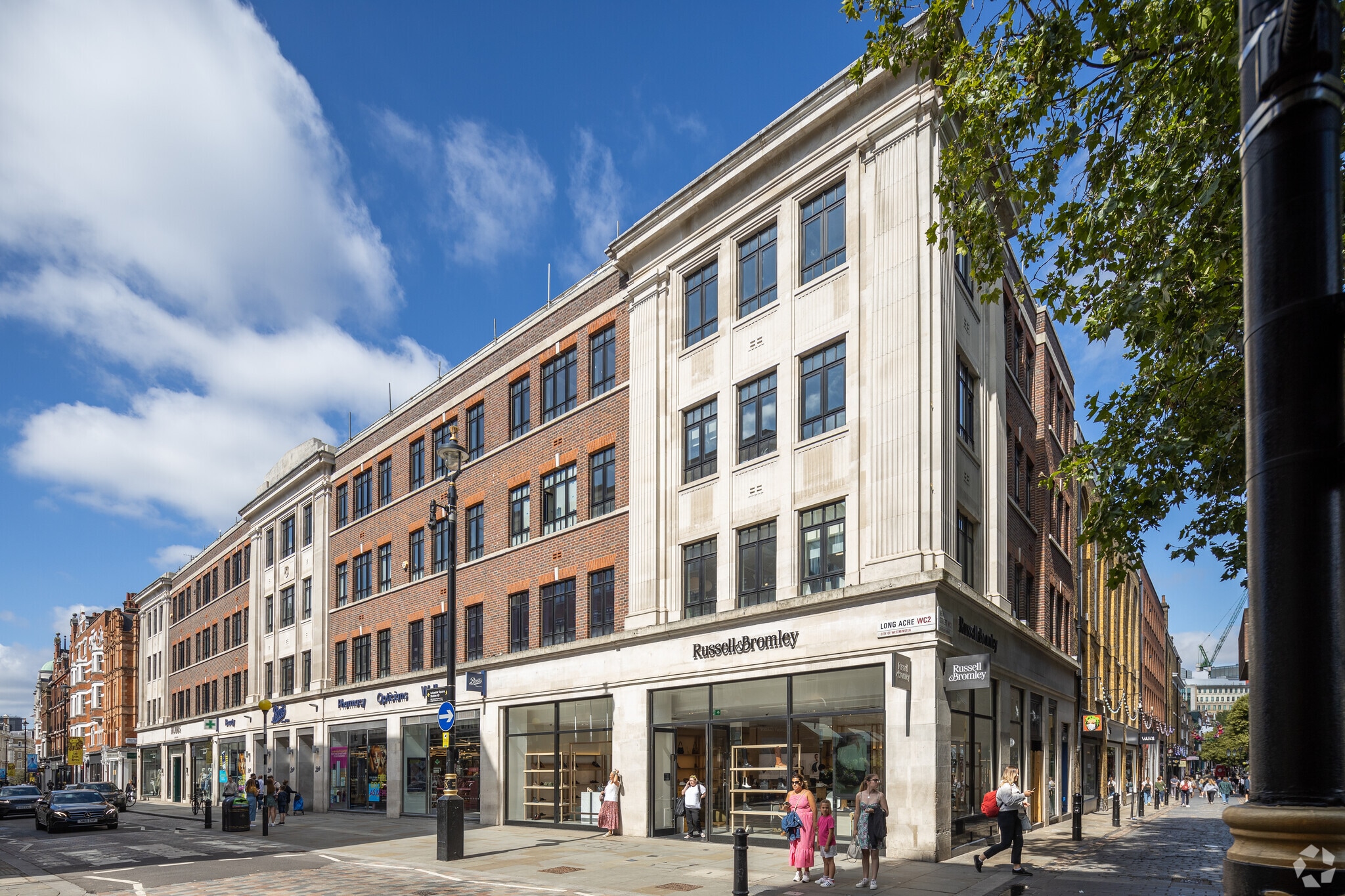 1 Neal St, London to rent Primary Photo- Image 1 of 12