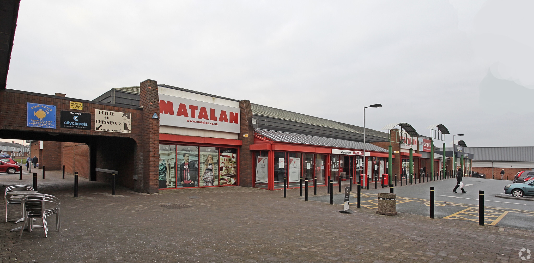 Dragonville Retail Park portfolio of 5 properties for sale on LoopNet.co.uk Building Photo- Image 1 of 9