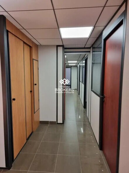 Office in Montpellier to rent - Interior Photo - Image 3 of 7