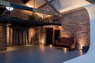 38-40 Upper Clapton Rd, London to rent Interior Photo- Image 1 of 4