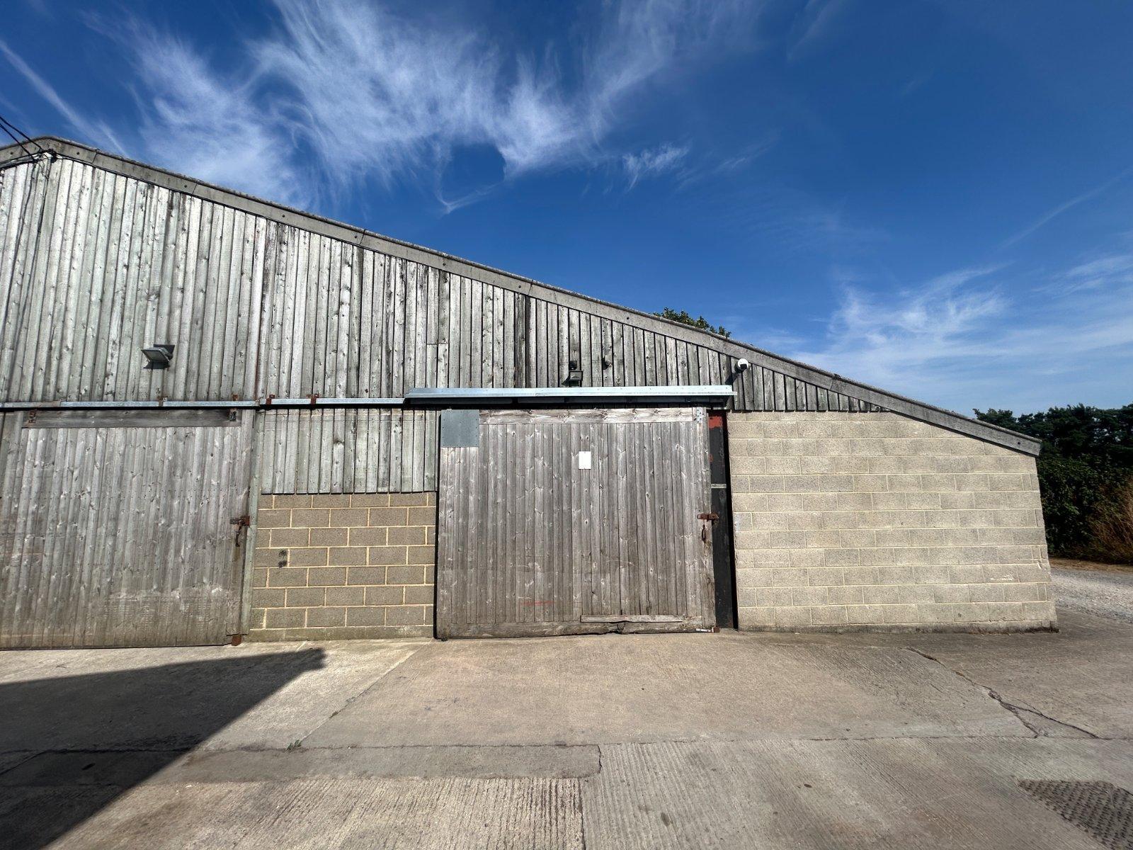 Crag Ln, Harrogate to rent Building Photo- Image 1 of 2
