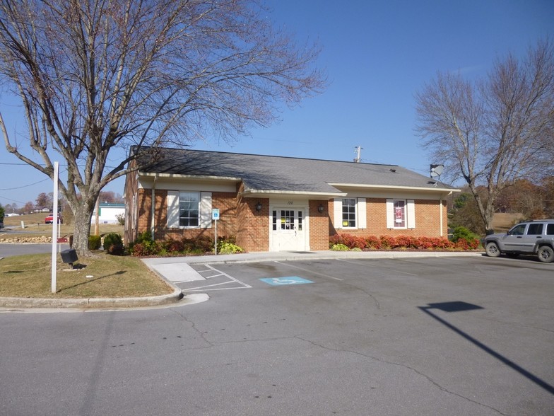 120 Bethel Rd, Nickelsville, VA for sale - Primary Photo - Image 1 of 1