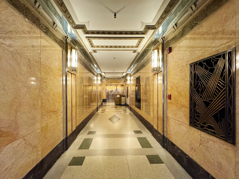 152-156 Madison Ave, New York, NY for rent - Lobby - Image 3 of 6