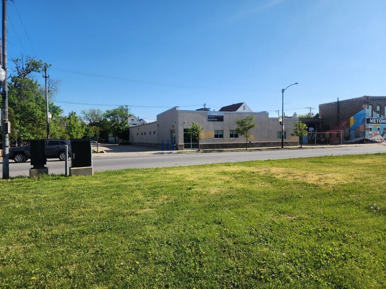2950 W 26th St, Chicago, IL for sale - Building Photo - Image 1 of 1