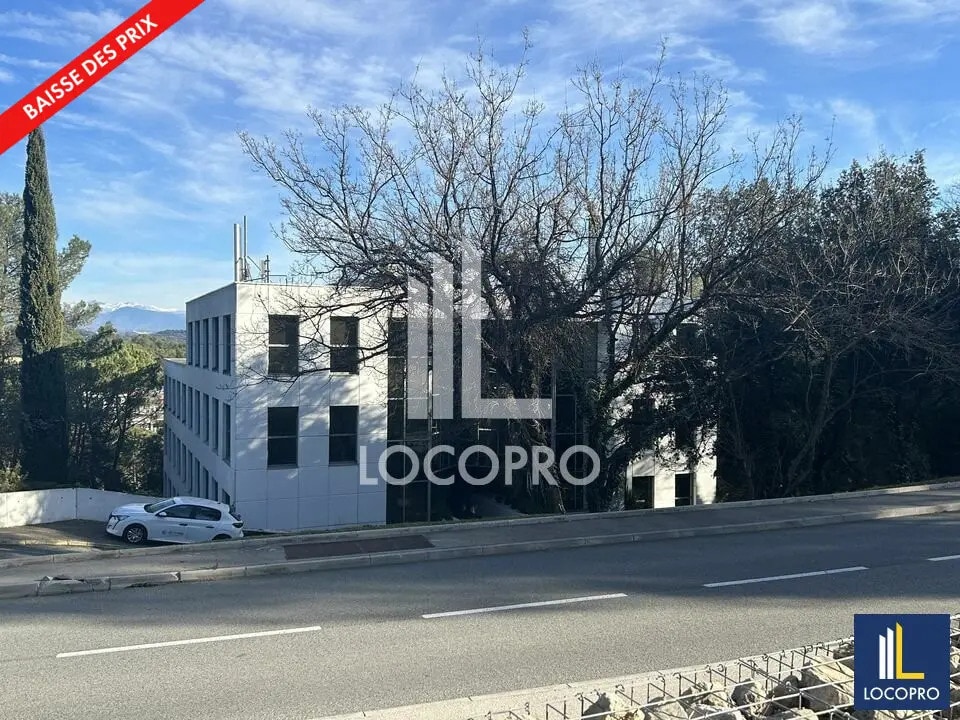 Vente Bureaux 134 m² - Photo 1