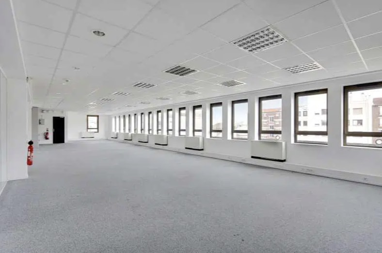 37 Rue De Neuilly, Clichy to rent Building Photo- Image 1 of 8