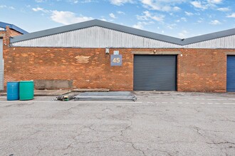 Corringham Rd, Gainsborough for rent Building Photo- Image 1 of 7