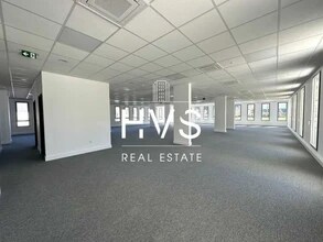 Office in Aix-en-Provence to rent Interior Photo- Image 1 of 3