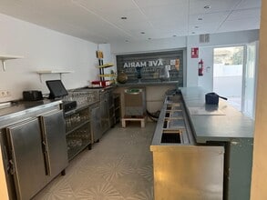 Retail in El Port de la Selva, Gerona to rent Interior Photo- Image 2 of 10
