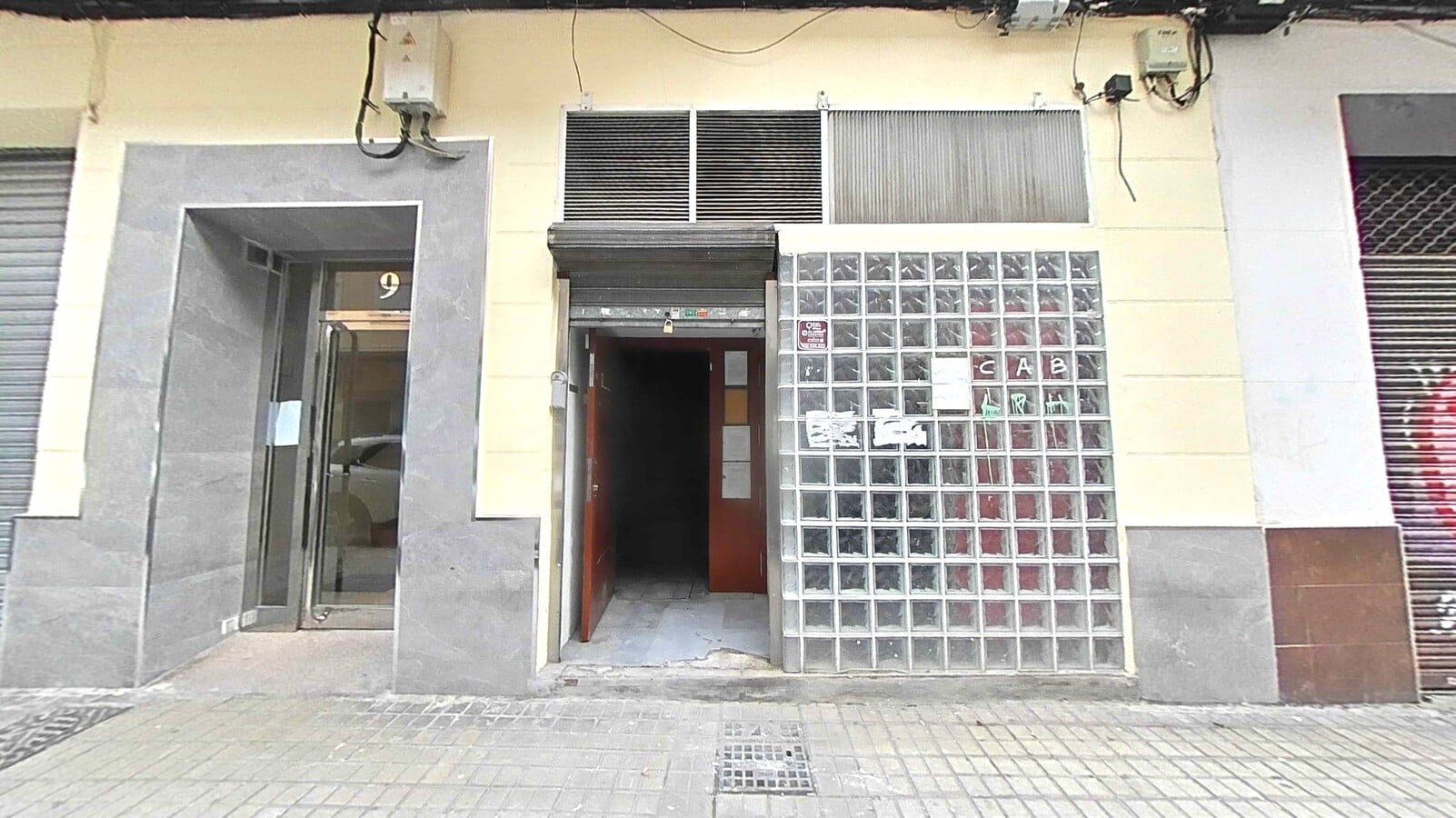 Zaragoza, ZAR 50005 - Unit Puerta DR -  - Interior Photo - Image 1 of 6