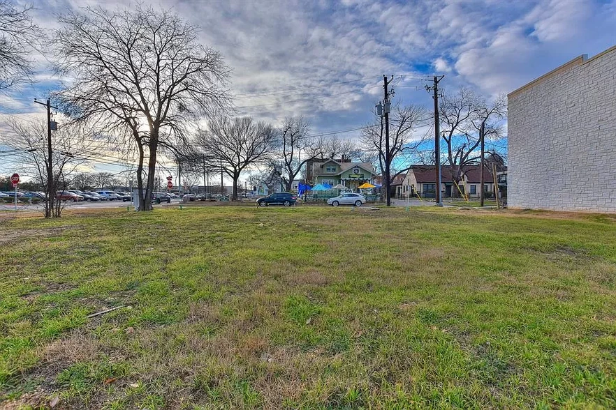 201 E 9th St, Georgetown, TX for sale - Primary Photo - Image 1 of 10