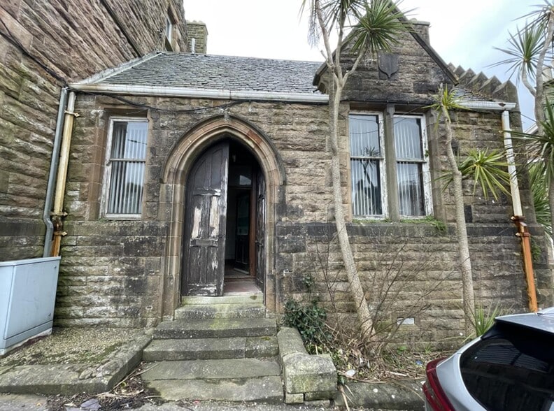 8 Castlehill, Campbeltown for sale - Building Photo - Image 1 of 5
